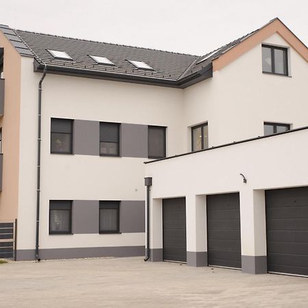 Eliza 2 Apartman Бік Екстер'єр фото