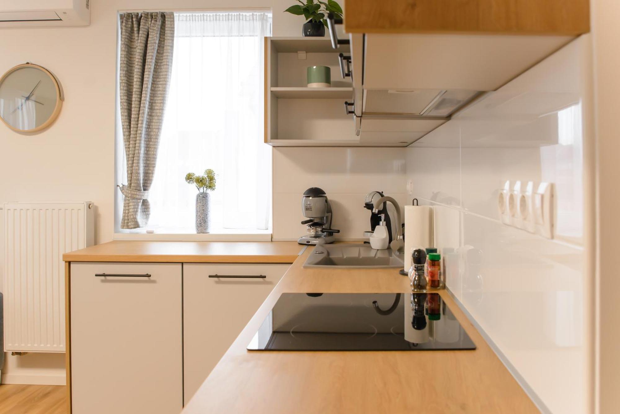 Eliza 2 Apartman Бік Екстер'єр фото